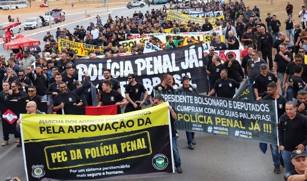 Marcha em Brasília em defesa da Polícia Penal. Agosto/2019